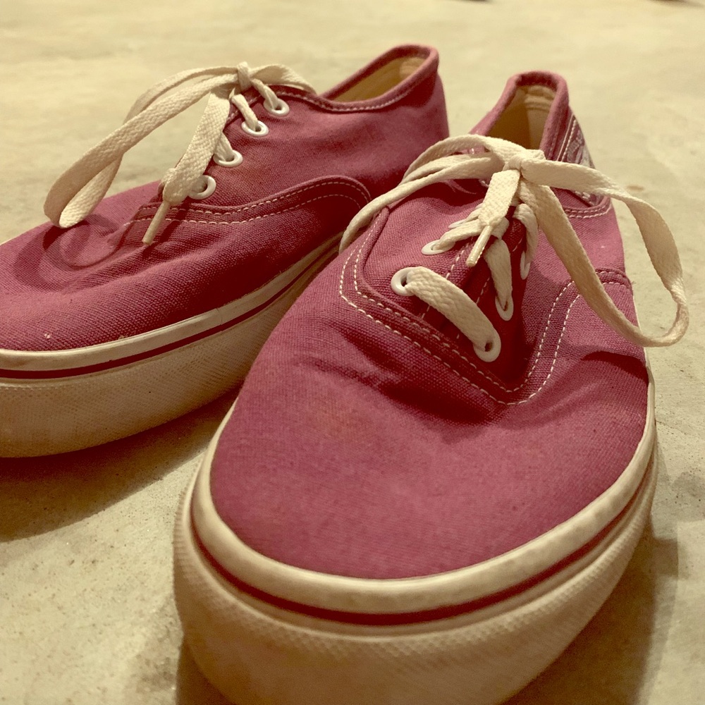 Purple Levi woman’s shoes size 7.5 u.s.a.